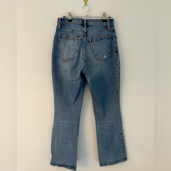 Abercrombie & Fitch The Kick Flare Ultra High Rise Jeans, Size 26 / 2 - Picture 3 of 5